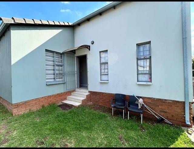 3 BEDROOM PROPERTY TO RENT IN SOUTH HILLS